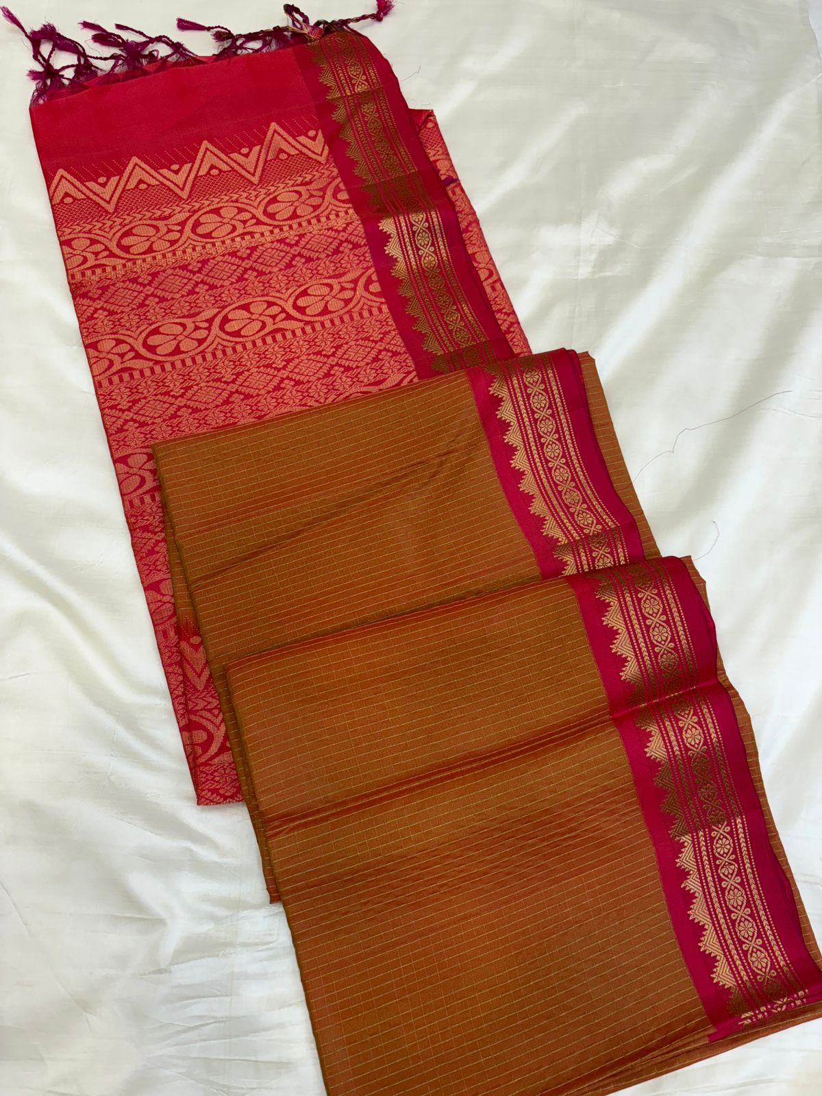 Vairaoosi Checks with borders