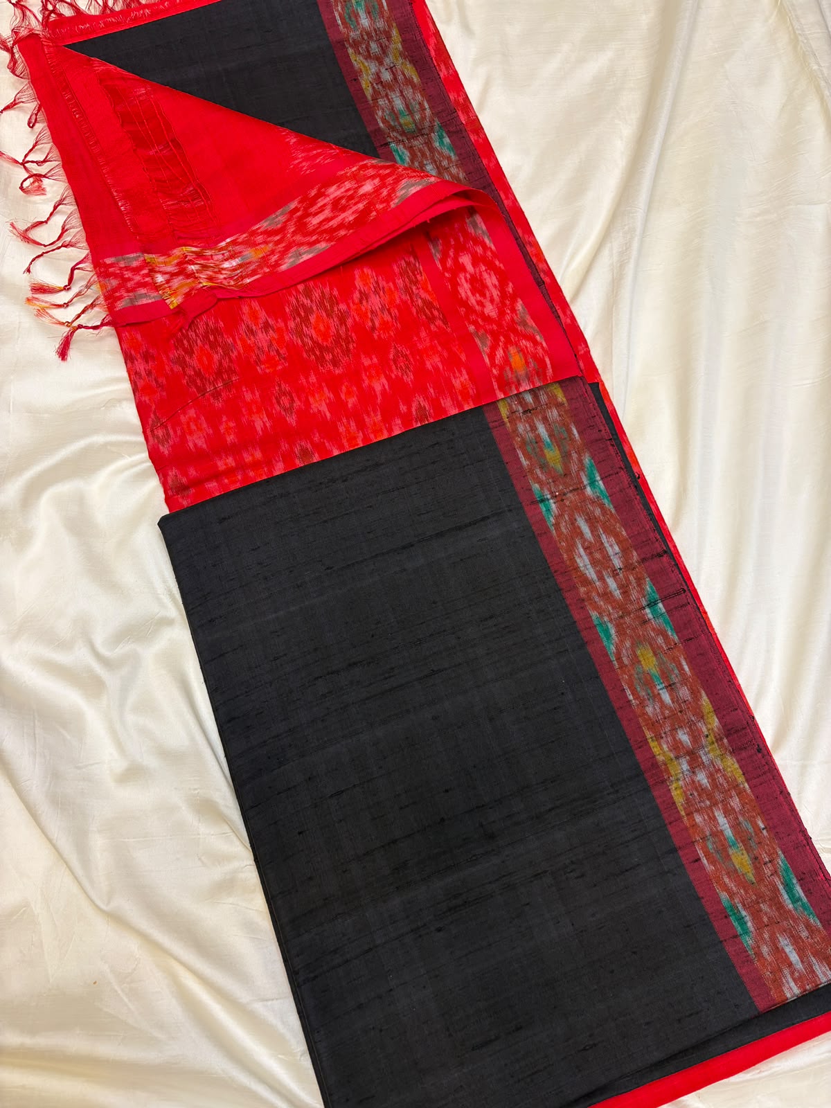 Ikkat Raw silk