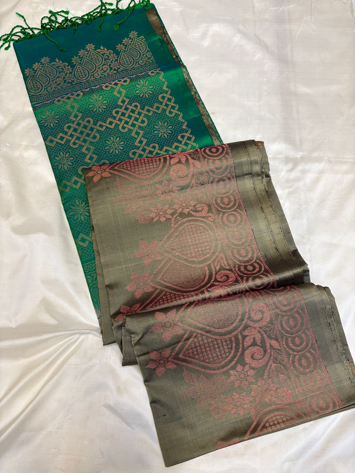 Reshmi Turning Soft Silk