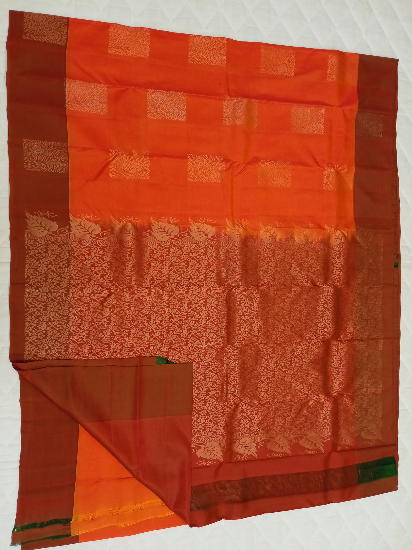 Uppada Soft Silk - Contrast