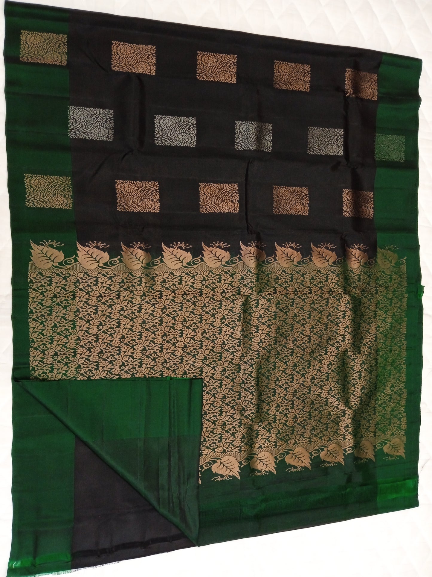 Uppada Soft Silk - Contrast