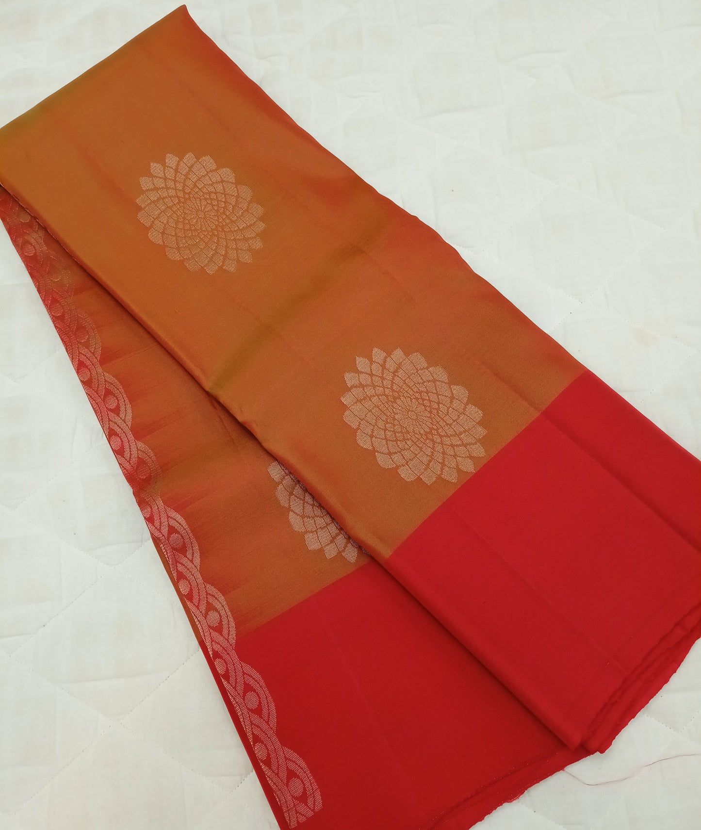 Uppada Soft Silk - Contrast