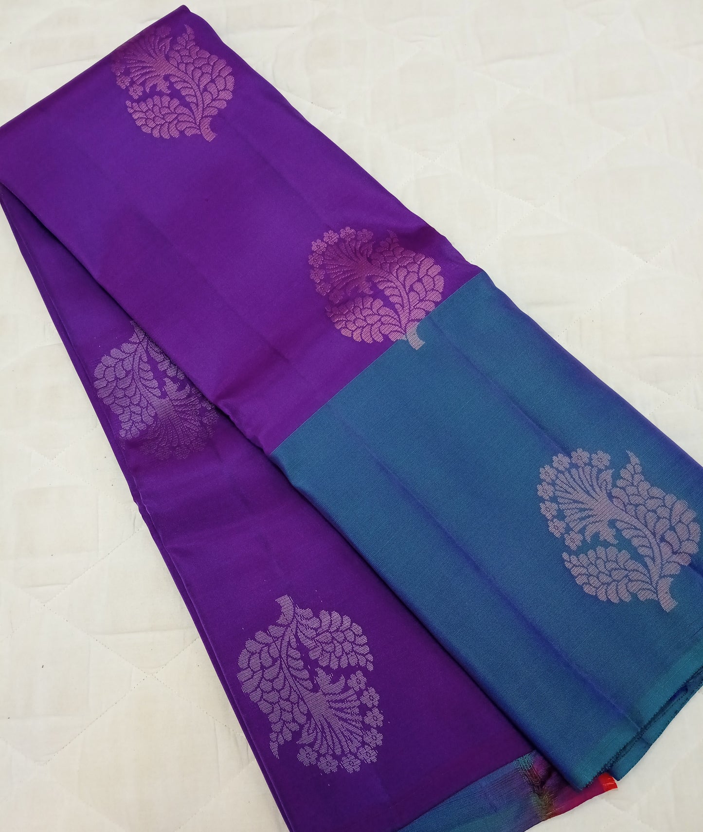 Uppada Soft silk - Contrast