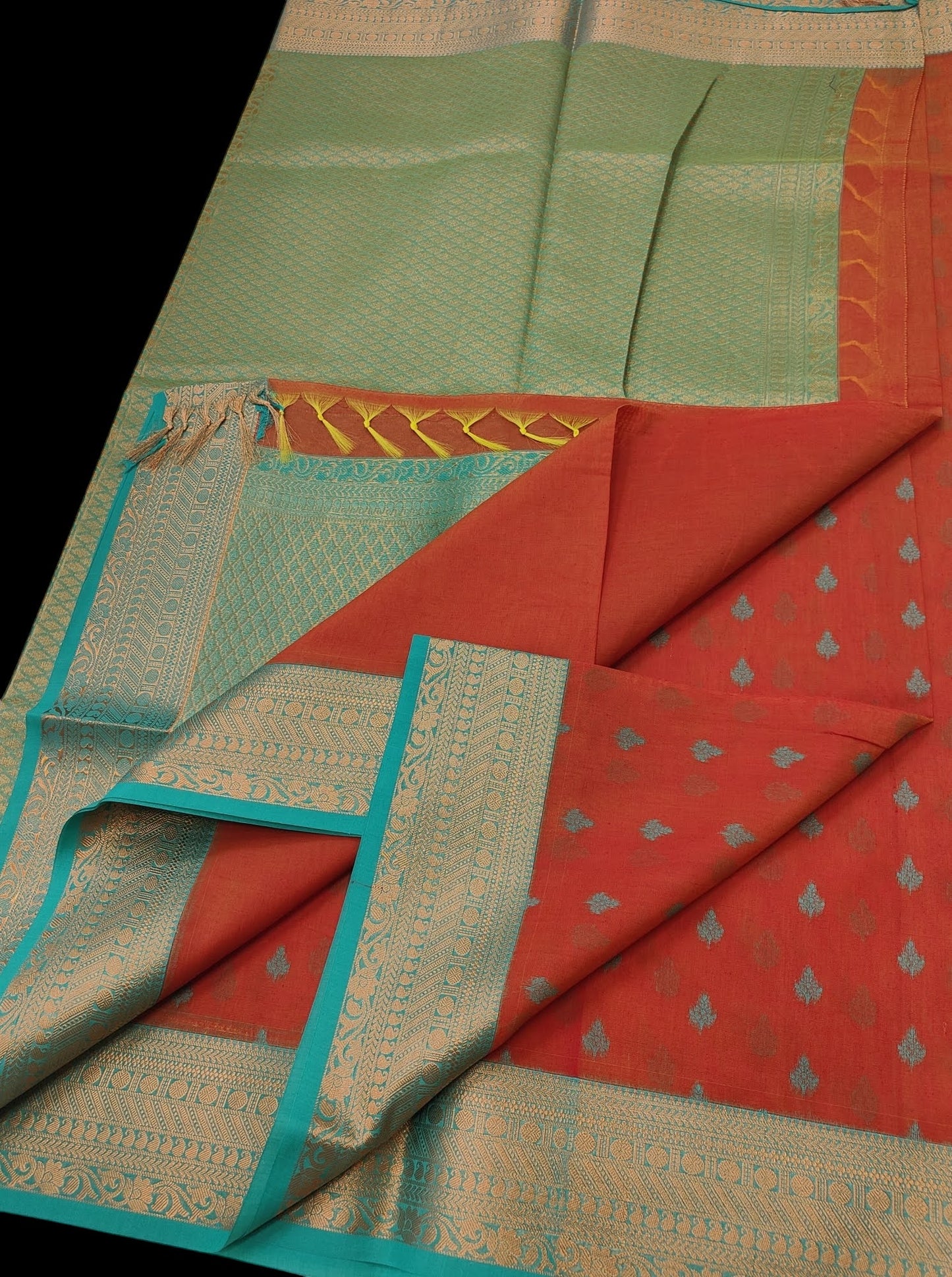 Jacquard border Silk Cotton