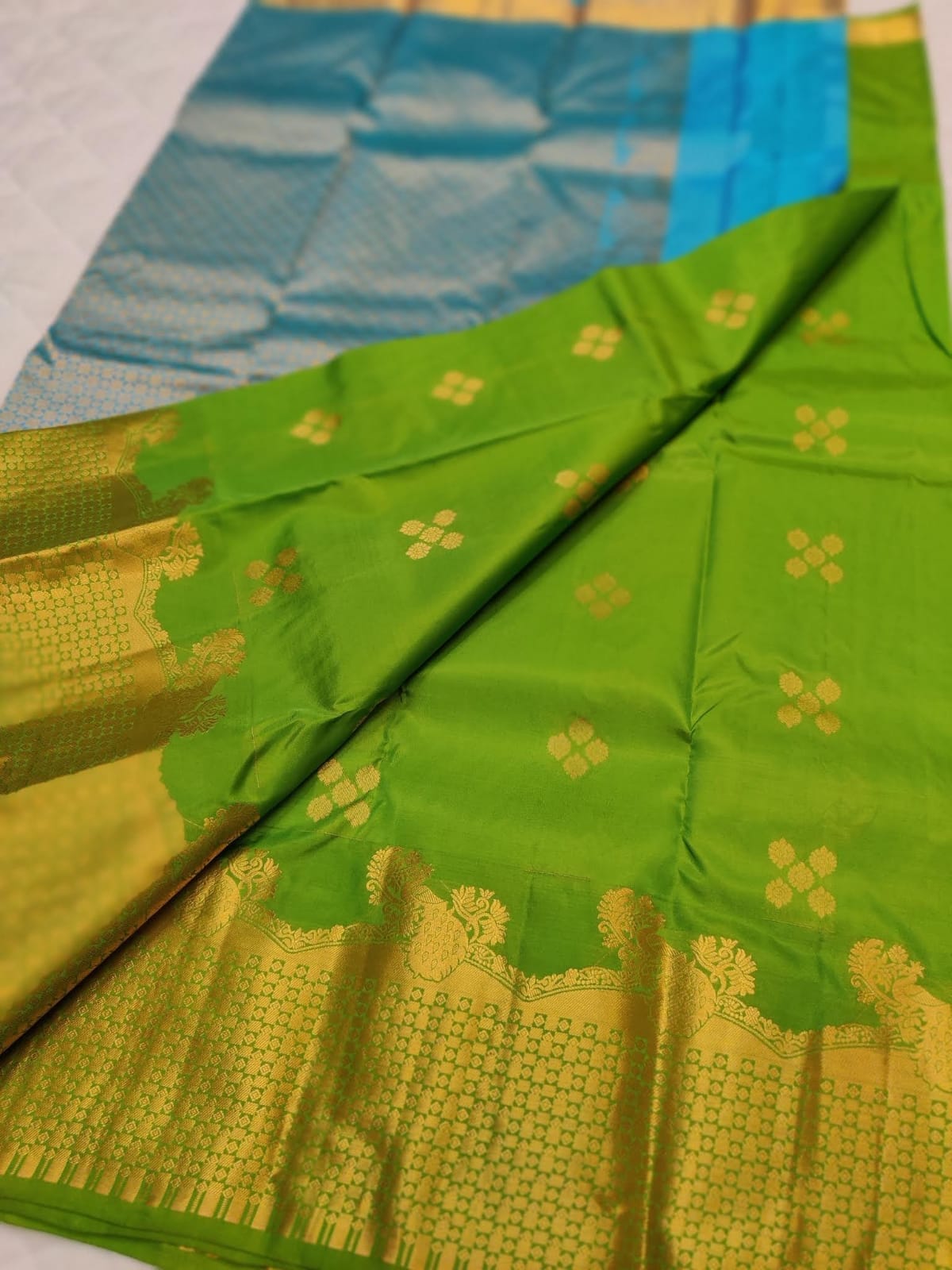 Kanchi Silk Turning Border