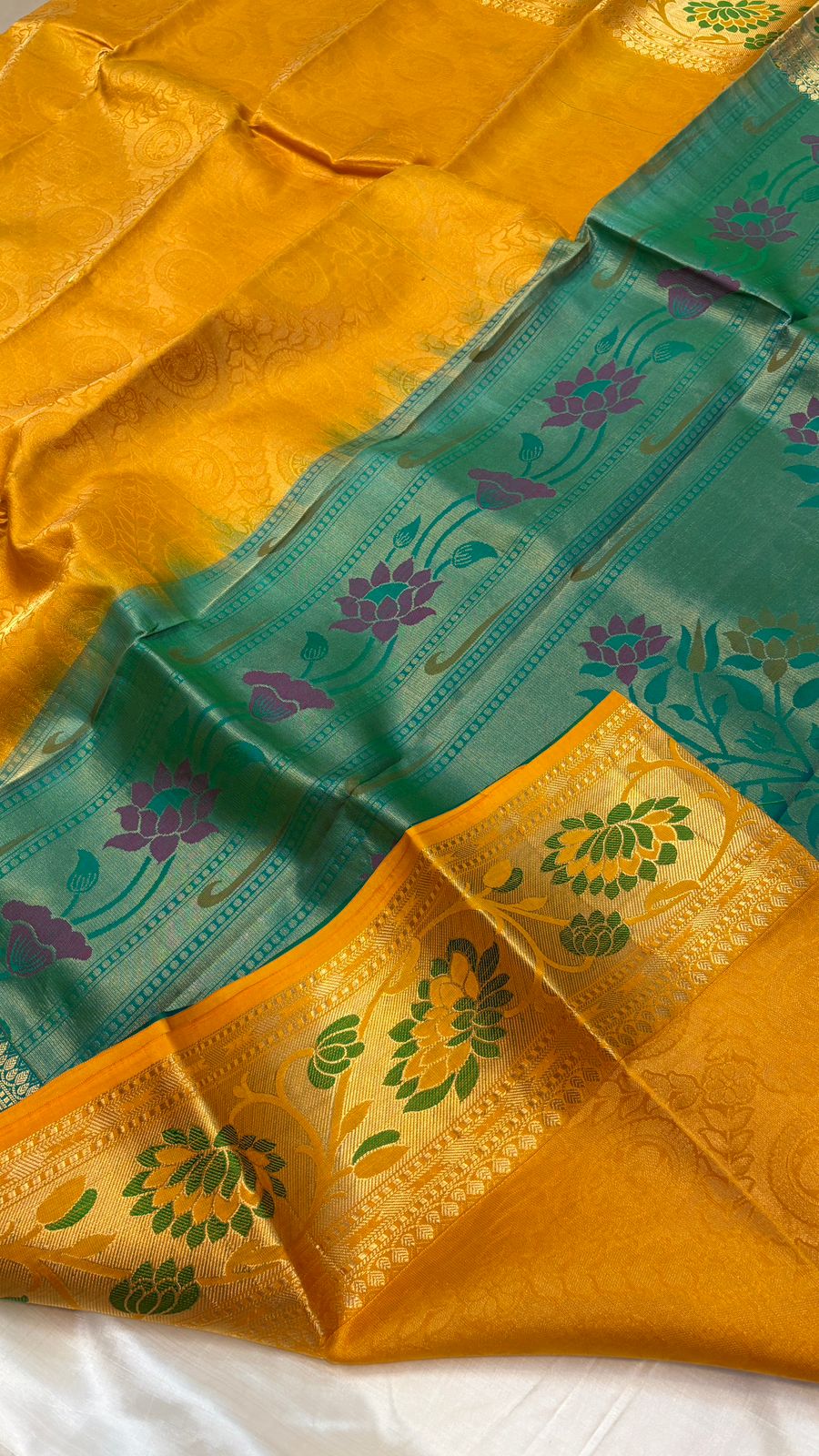 Mayil Thogai -Soft Silk