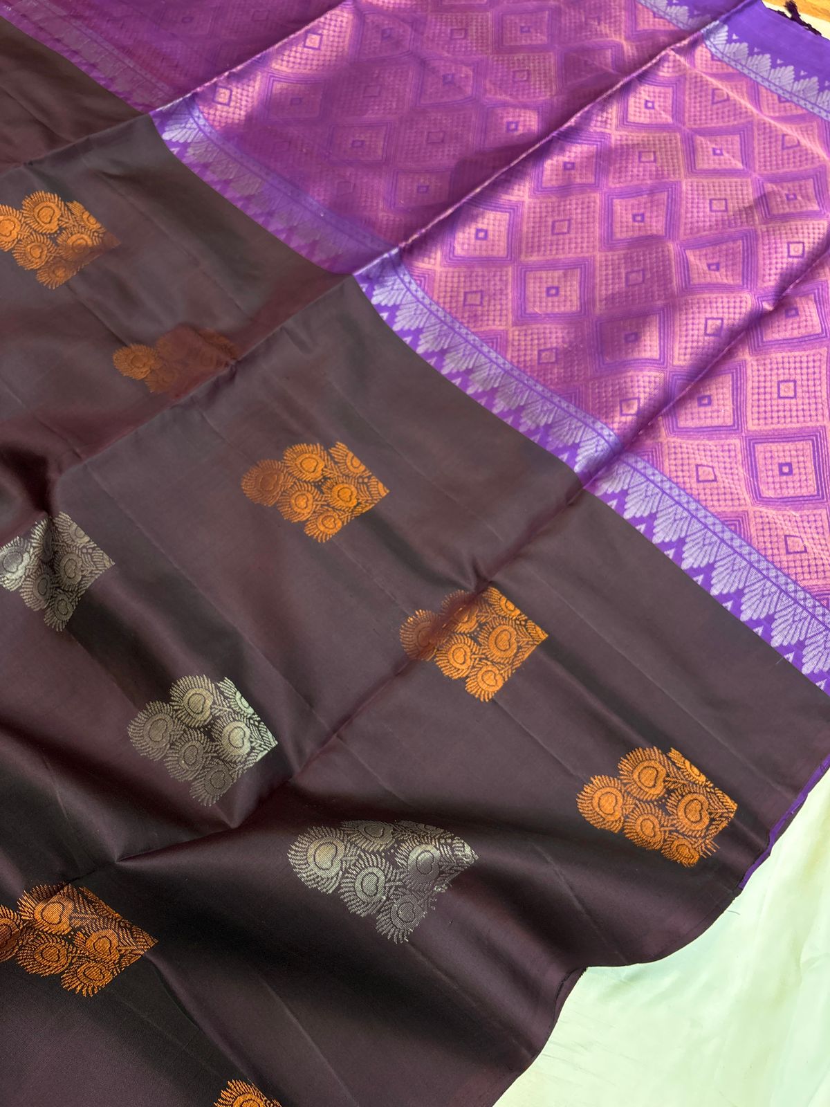 Diwali Sale -  Borderless Butta