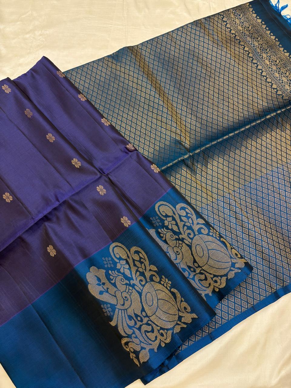 Uppada Silk - Contrast Border