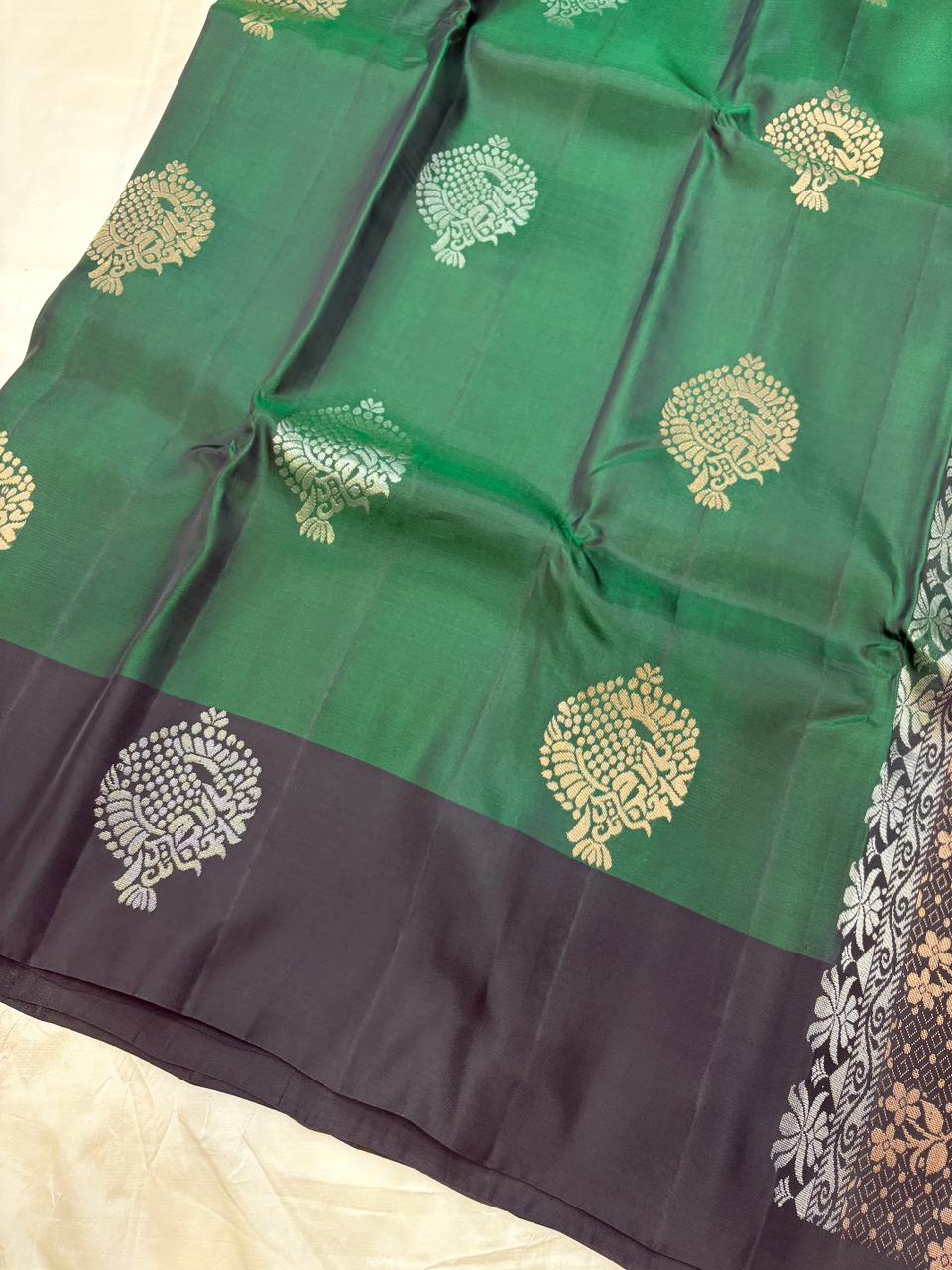 Uppada Soft Silk - Contrast
