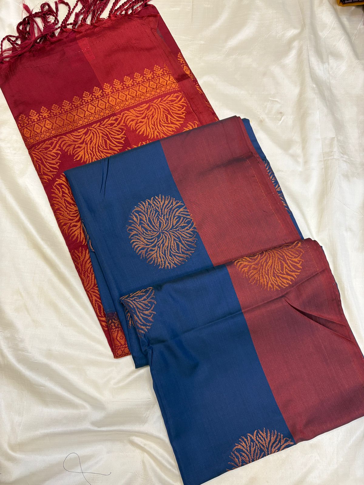 Semi Soft Silk - Contrast Border