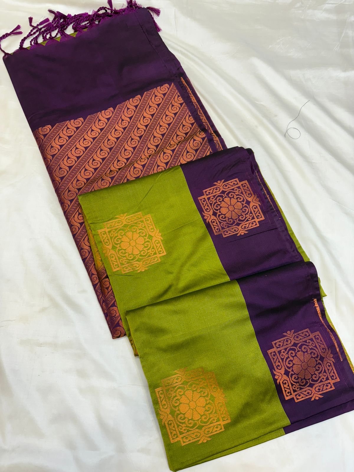 Semi Soft Silk - Contrast Border