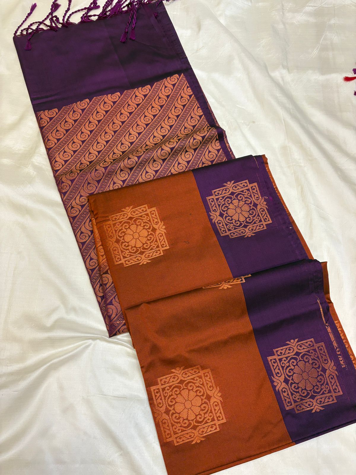 Semi Soft Silk - Contrast Border