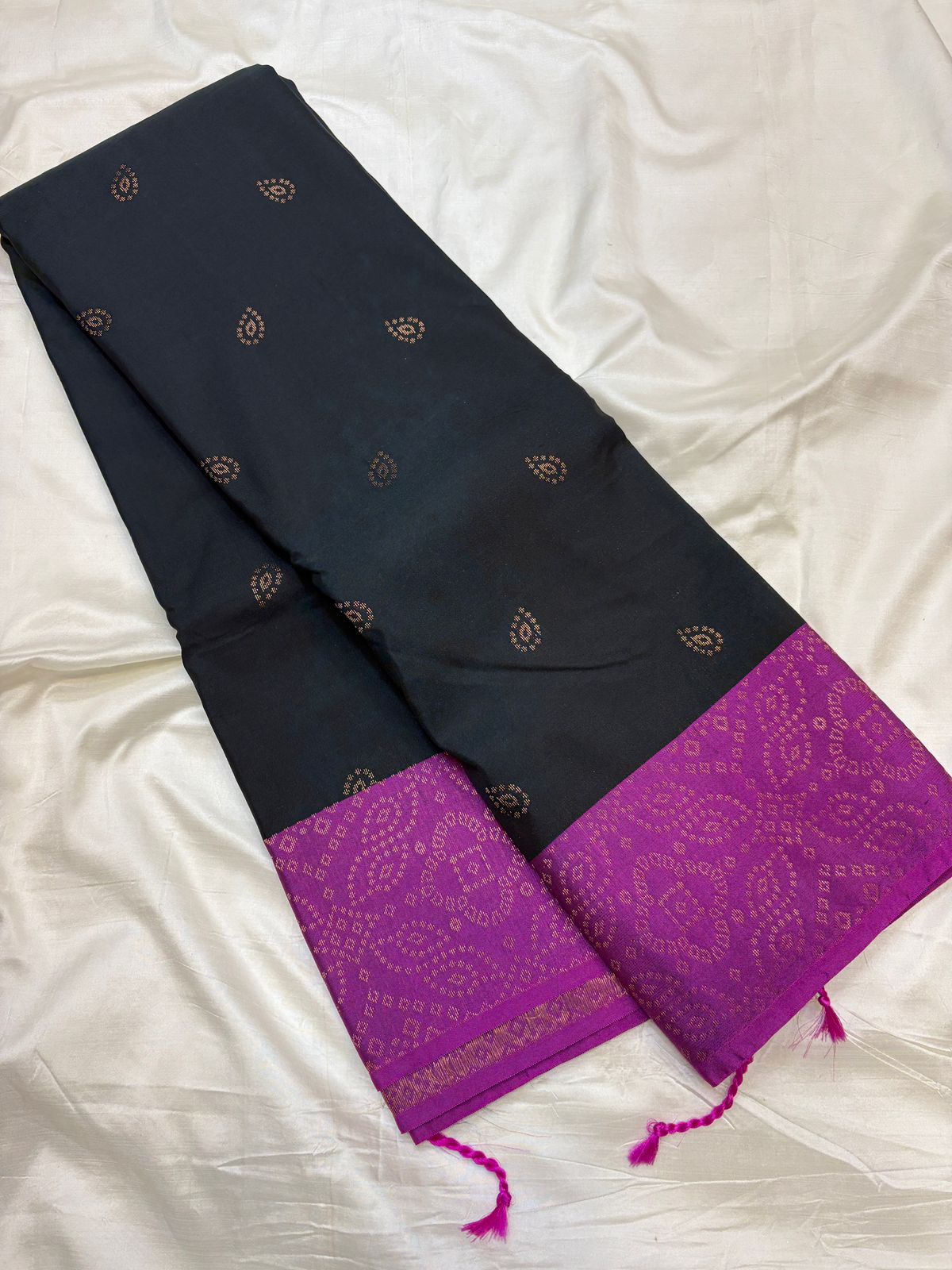 Semi Silk Rangoli