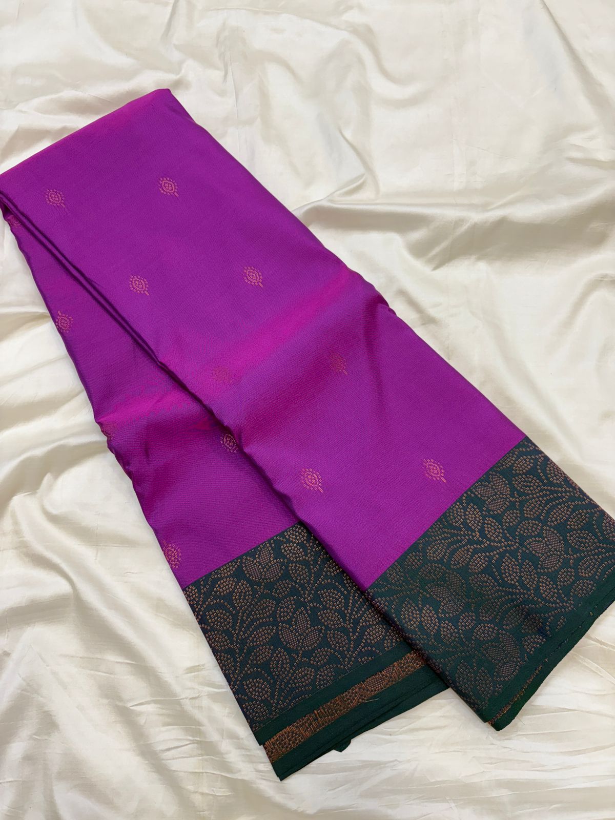 Semi Silk Rangoli