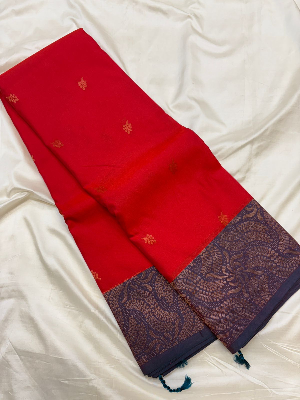 Semi Silk Rangoli