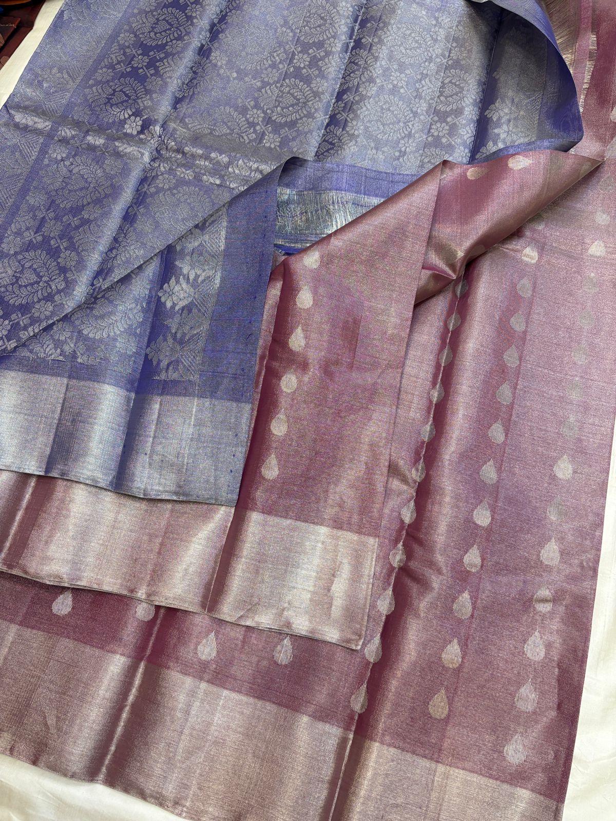 Tissue silk