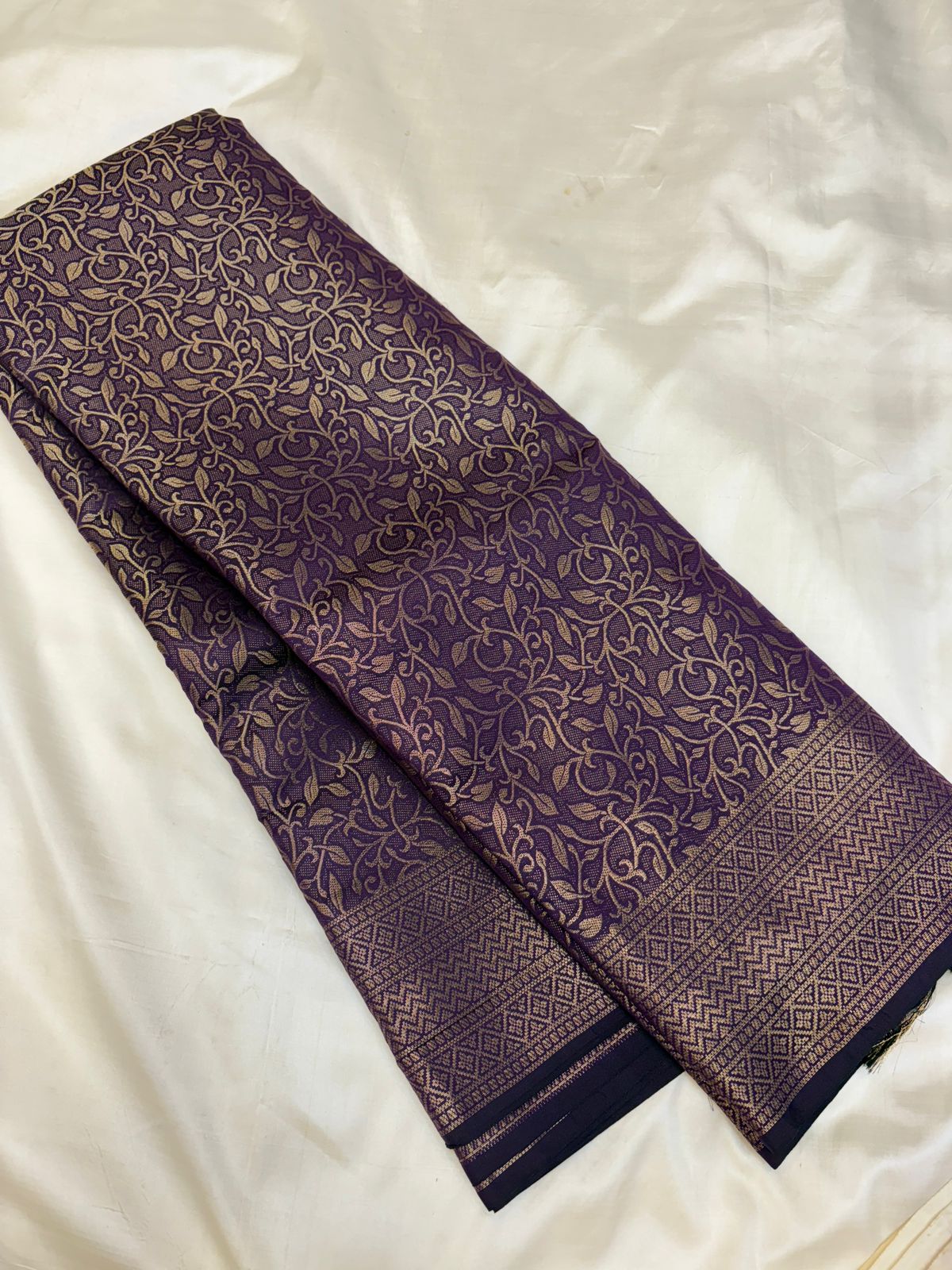 Semi Silk Brocade