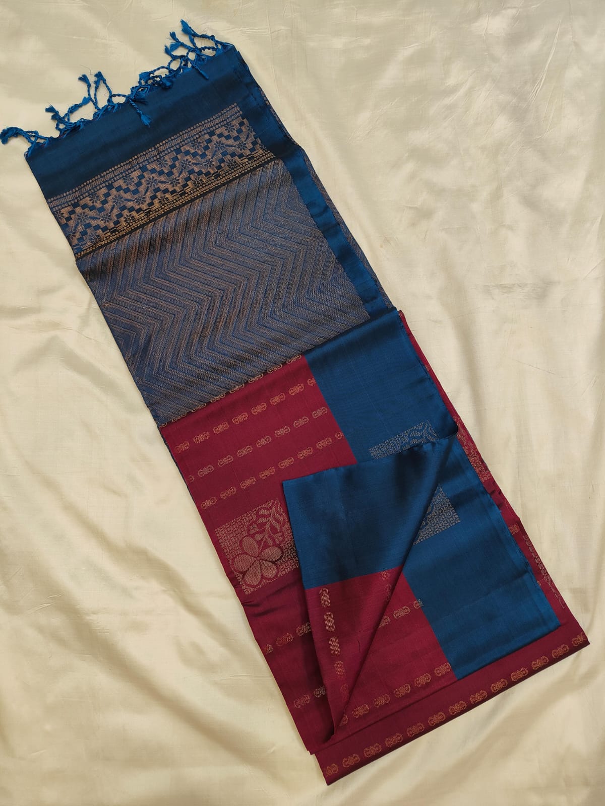 Contrast Border