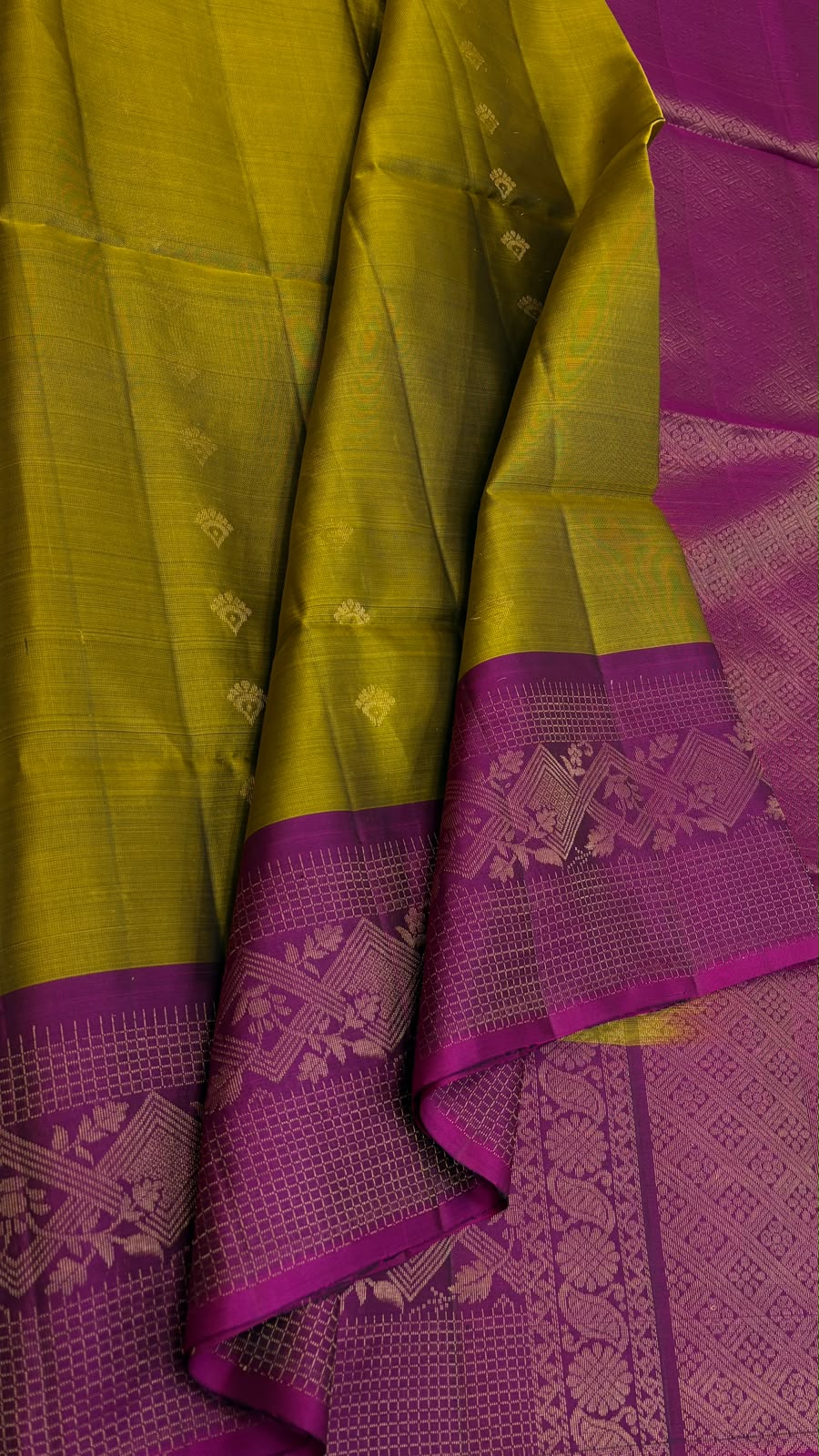 Turning Border Soft silk