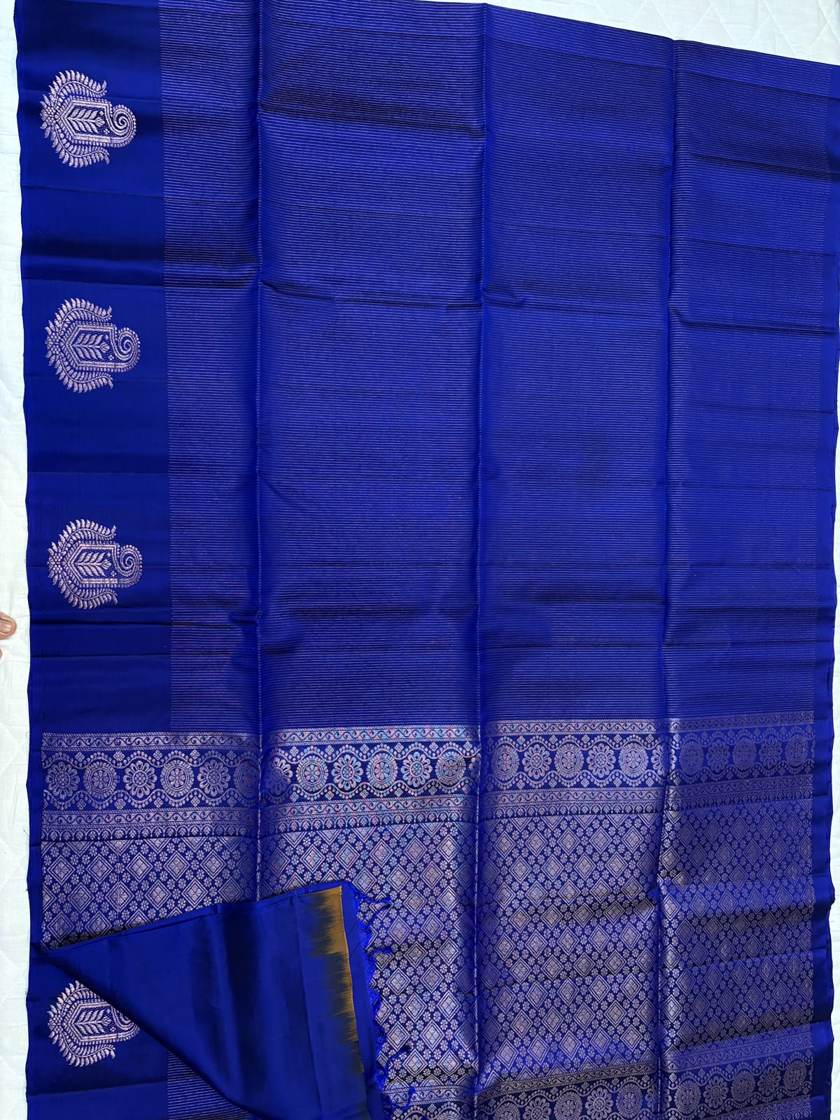 Yazhini Soft silk
