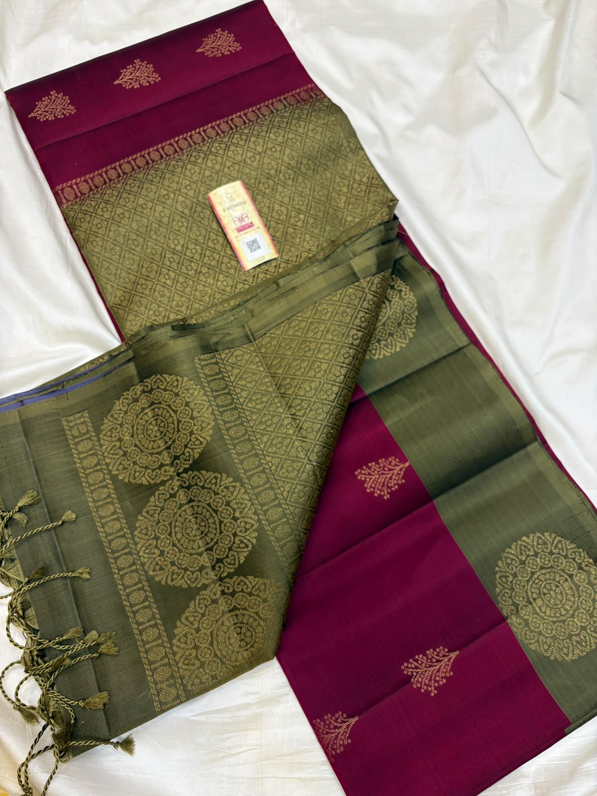 Handloom soft silk