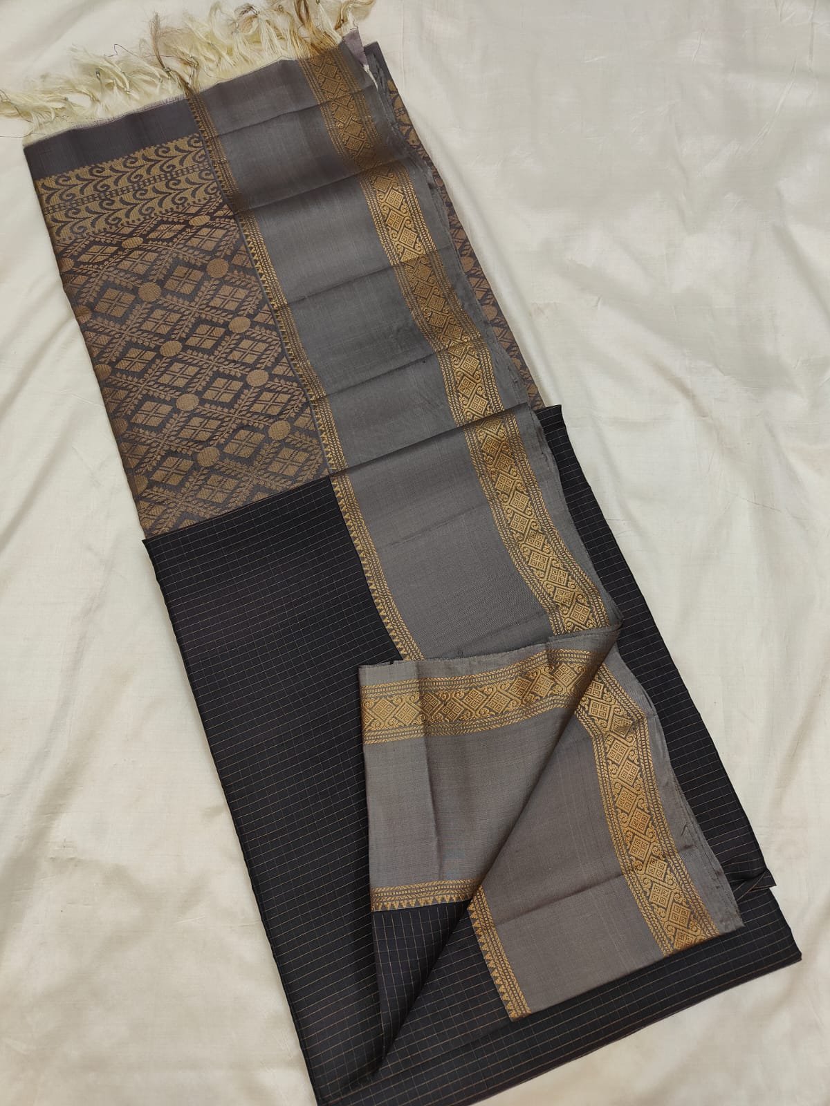 Rettapet Borders - Uppada silk
