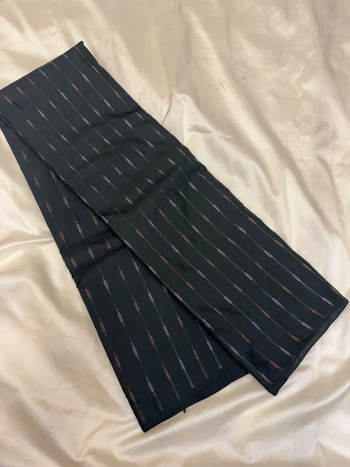 Vairaoosi Semi Silk