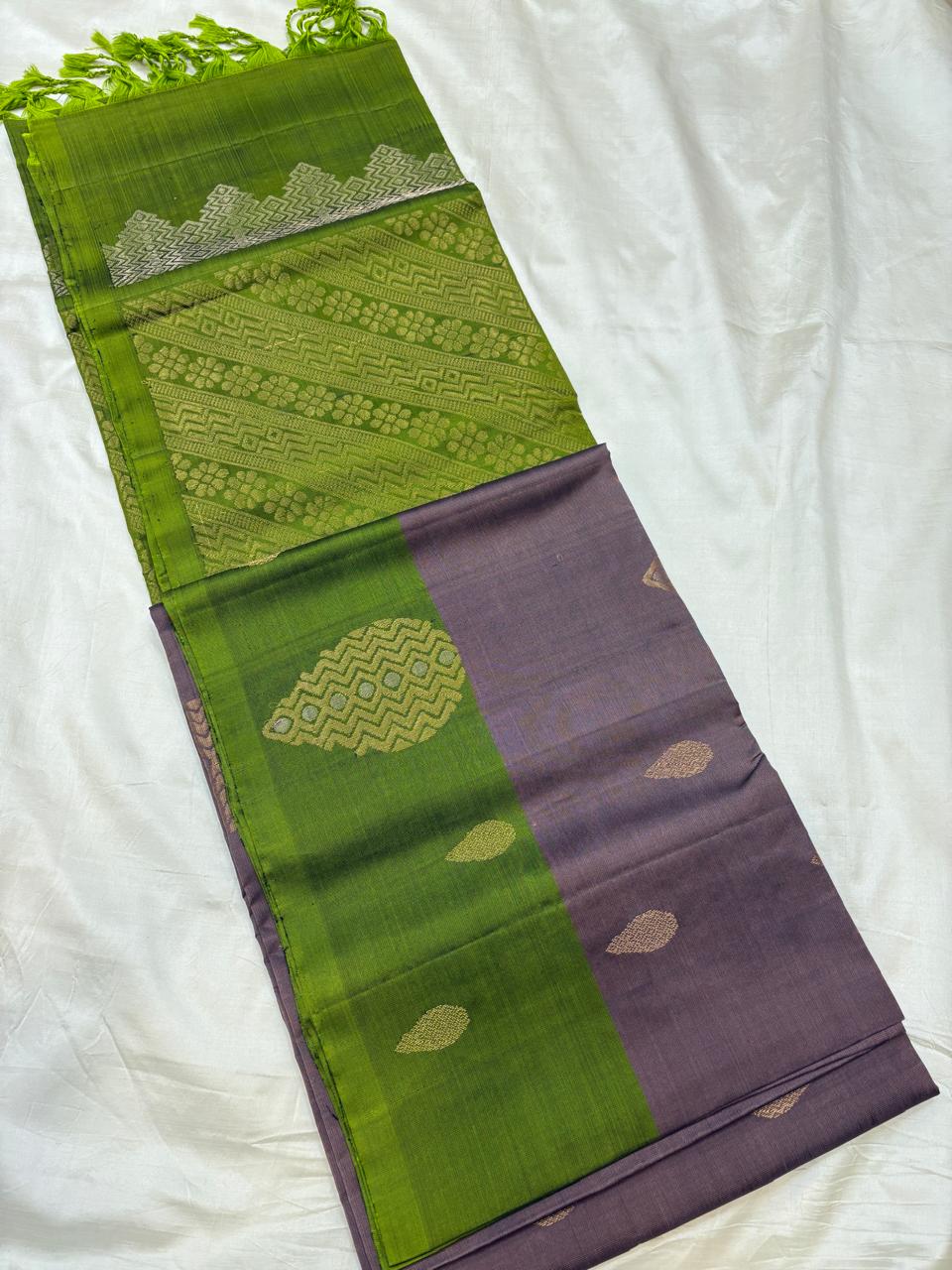 Contrast Border Soft Silk