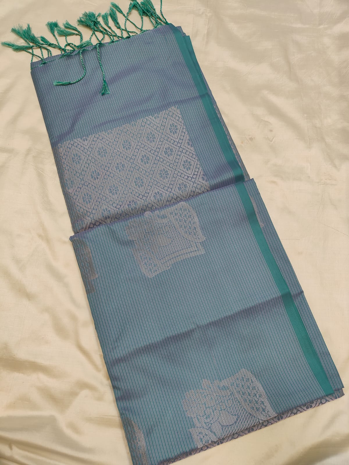 Semi Silk Self Line
