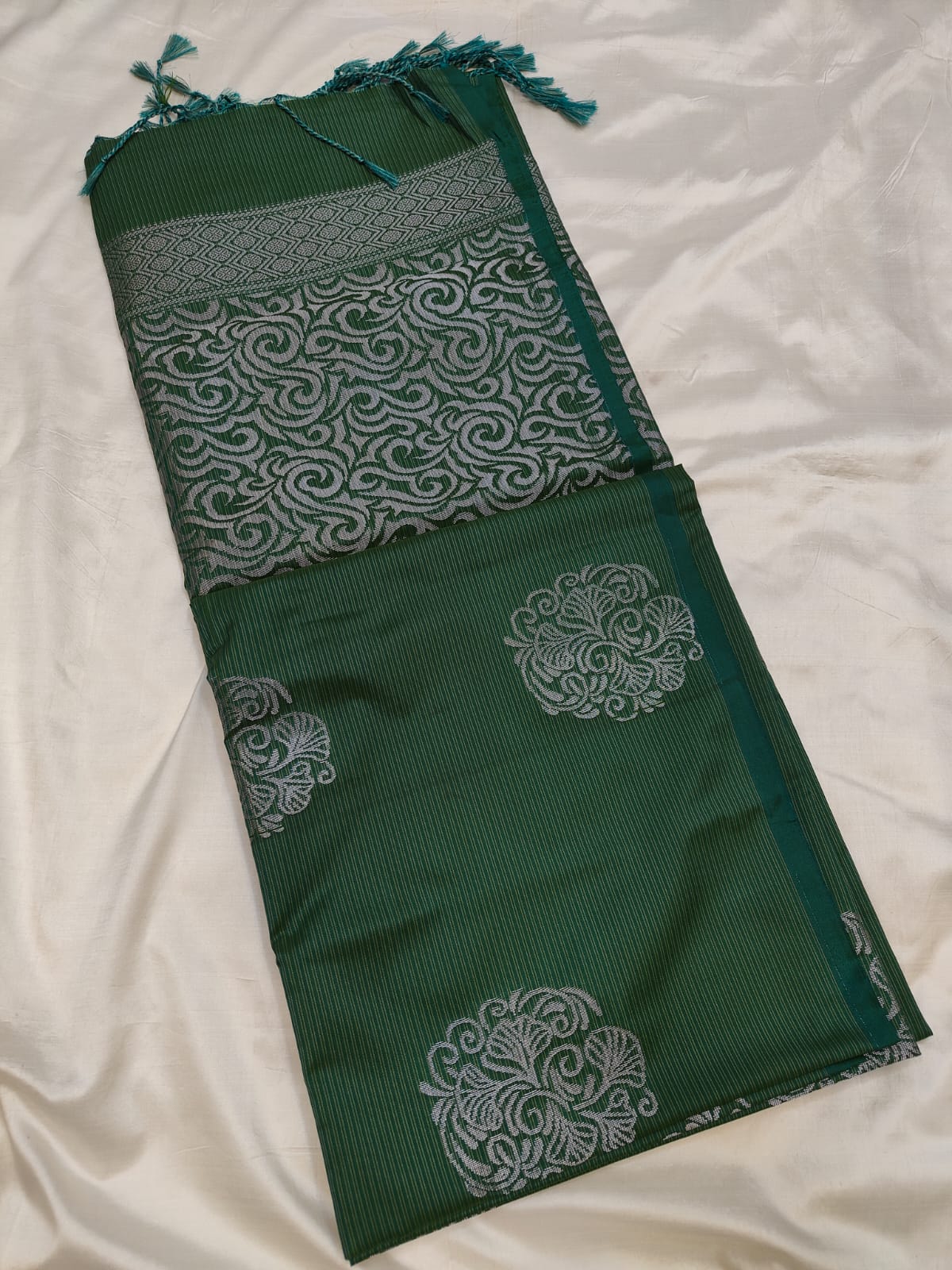 Semi Silk Self Line