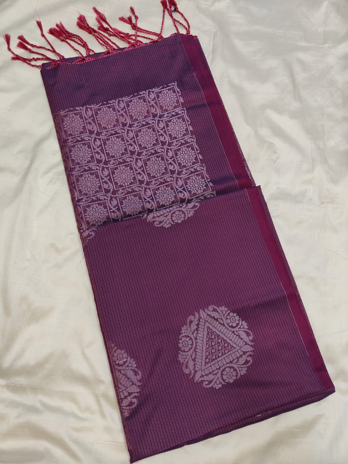 Semi Silk Self Line