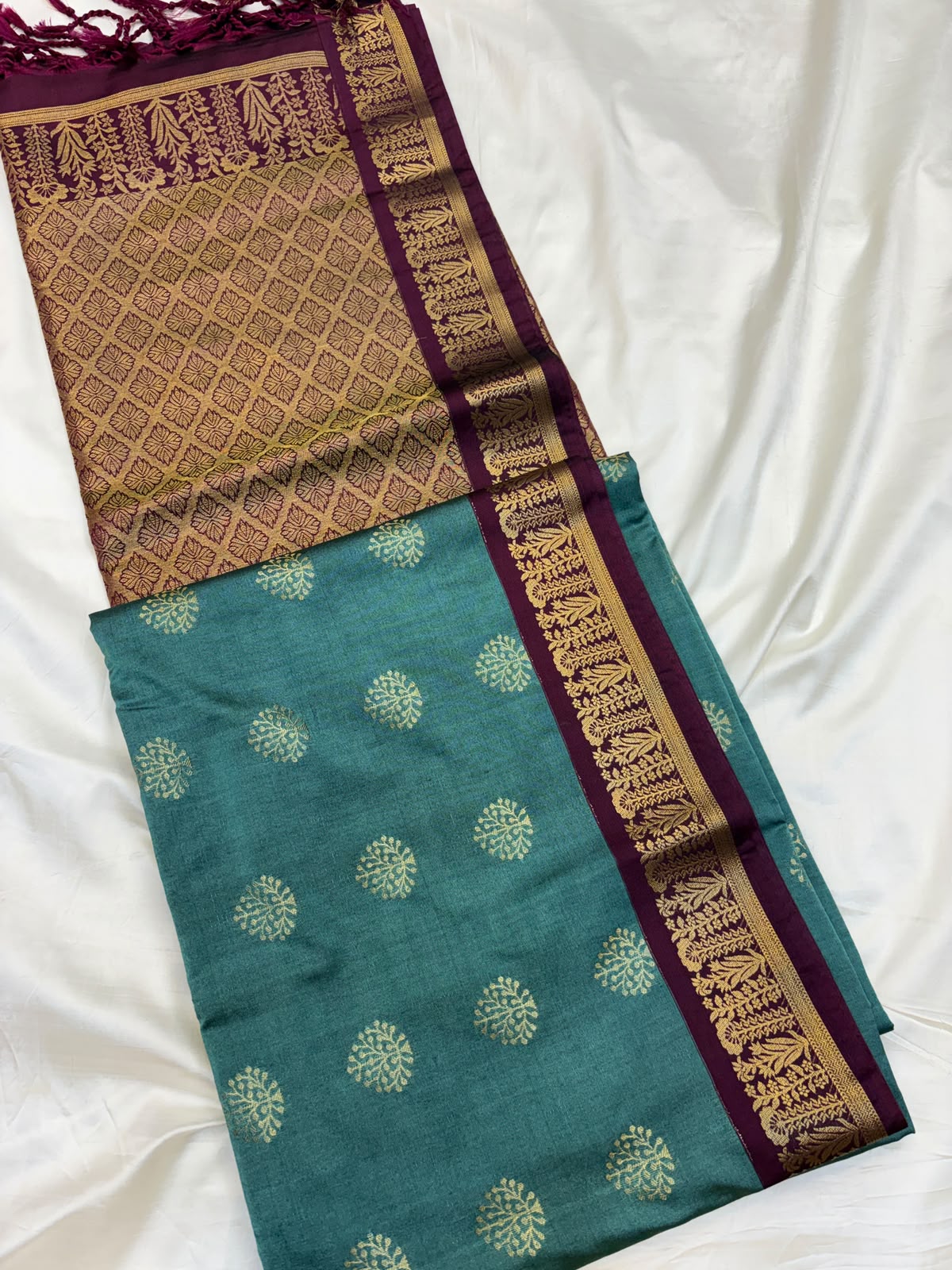 Minimal border semi soft silk