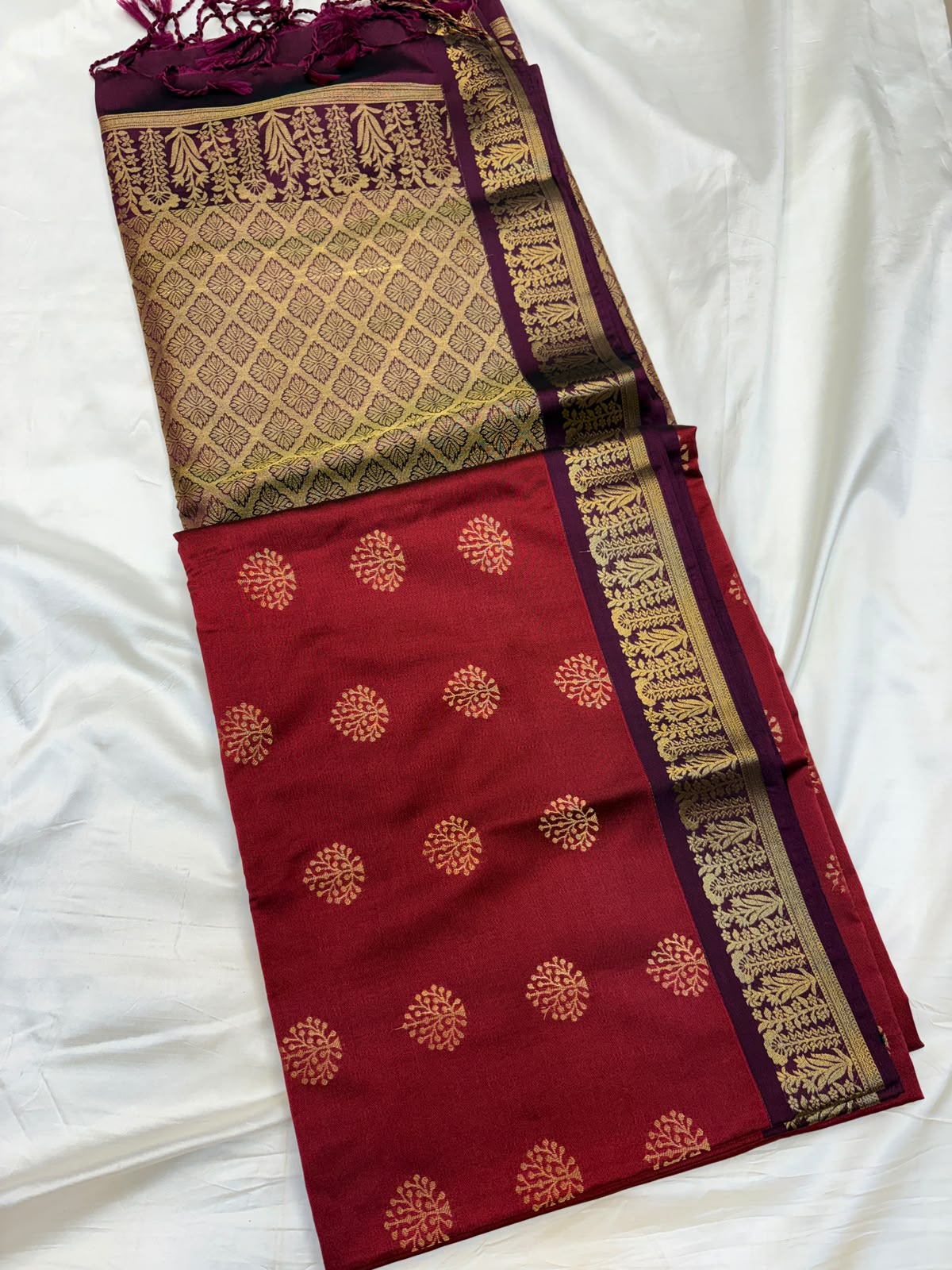 Minimal border semi soft silk