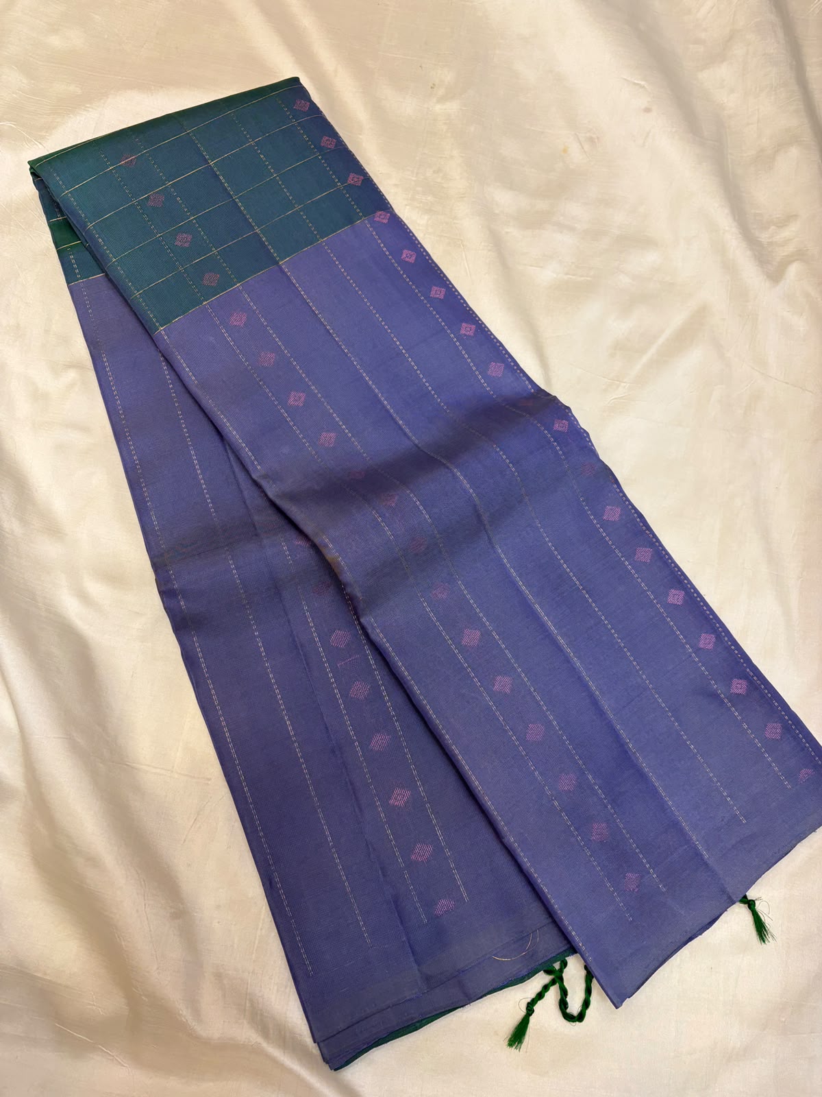 Handloom soft silk Self checks