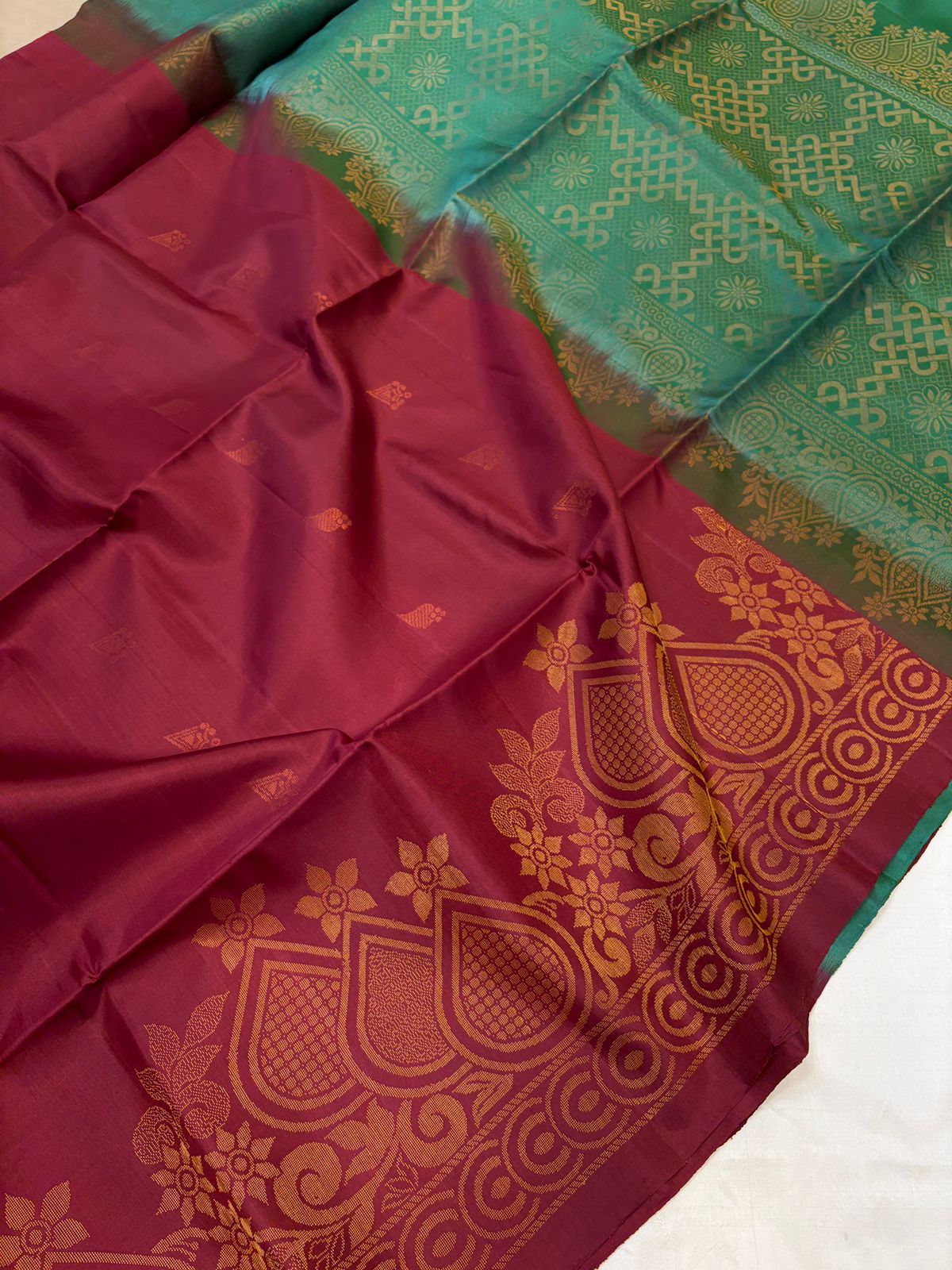 Reshmi Turning Soft Silk