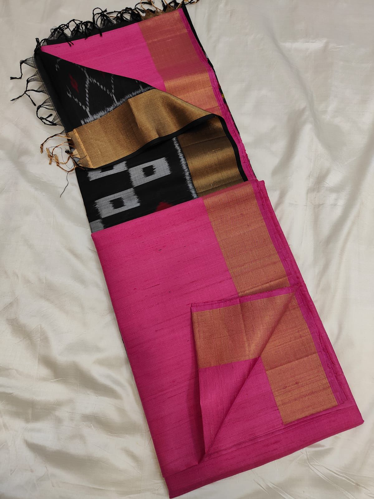 Shristi Ikkat Raw Silk