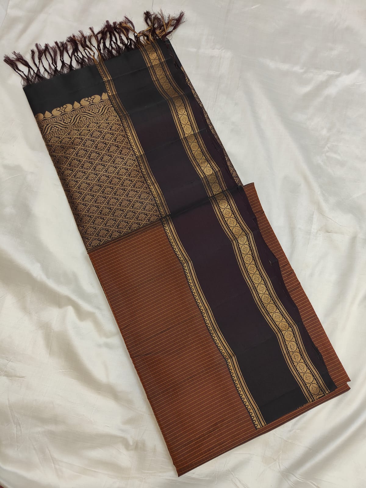 Rettapet Borders - Uppada silk