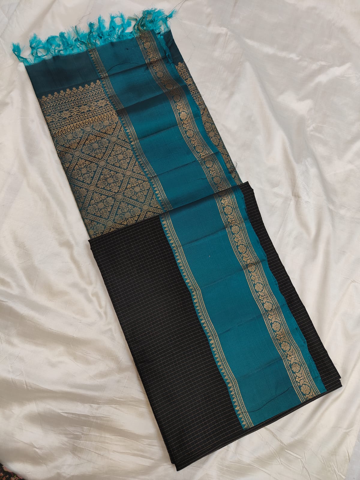 Rettapet Borders - Uppada silk